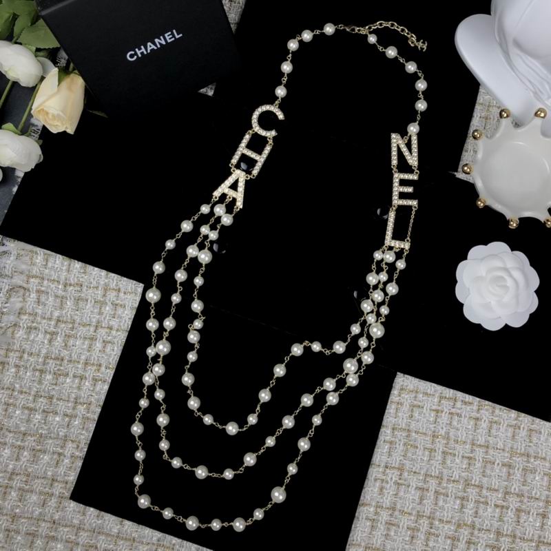 Chanel necklace 1lyx50 (1)